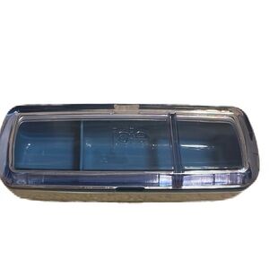 Joie blue and white divided snack container